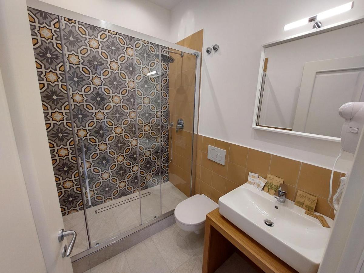 Mistral Luxury Suites Sorrent Exterior foto