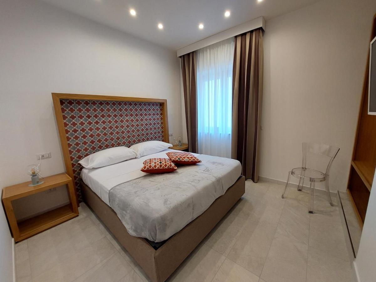 Mistral Luxury Suites Sorrent Exterior foto